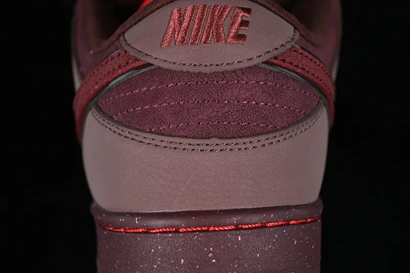 All categories Nk SB Dunk series Nk SB Dunk Low low-top sneakers F version Nk SB Dunk Low Premium "Valentine's Day" Valentine's Day SB low-top casual sneakers FN0619-600